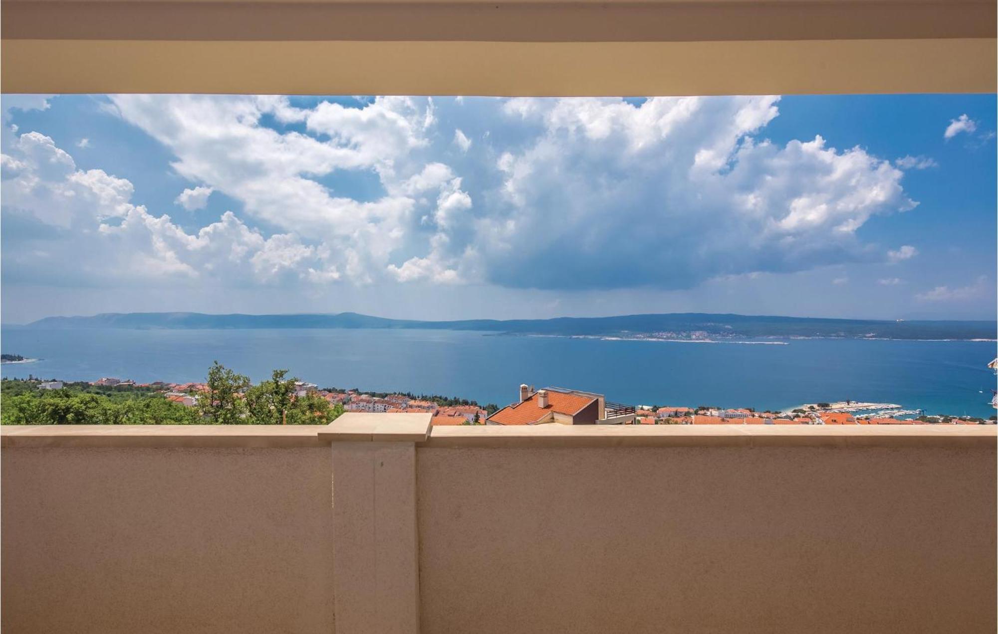 Cozy Apartment In Crikvenica With House Sea View 외부 사진